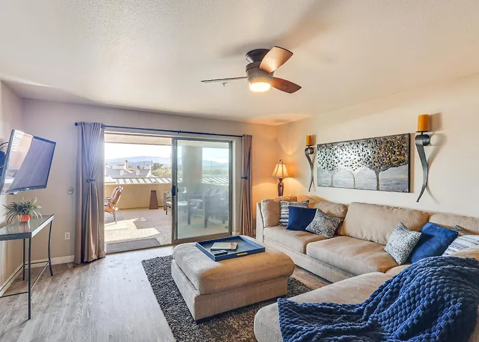 Сasa de vacaciones Walkable Waterfront Oasis W/ London Bridge Views! Lake Havasu City