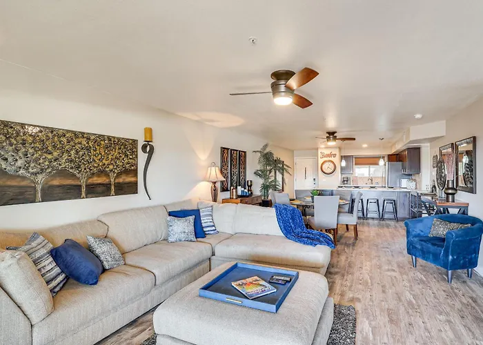 Walkable Waterfront Oasis W/ London Bridge Views! Lake Havasu City