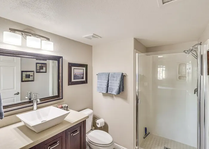 Walkable Waterfront Oasis W/ London Bridge Views! Сasa de vacaciones